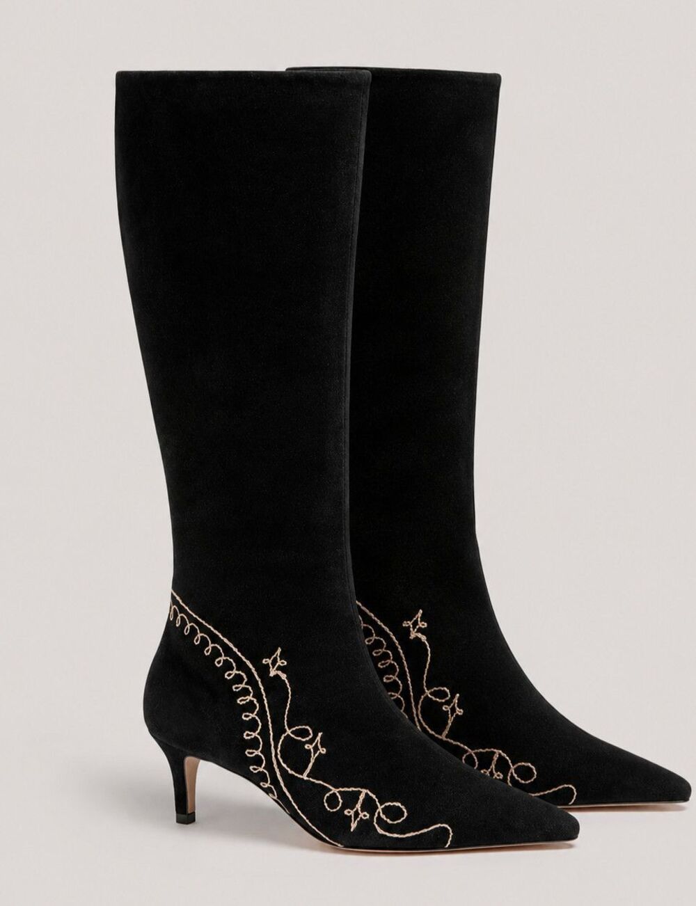 New Cinq à Sept Casey Embroidered Knee High Boots Black Kitten Heel 40 US 10
